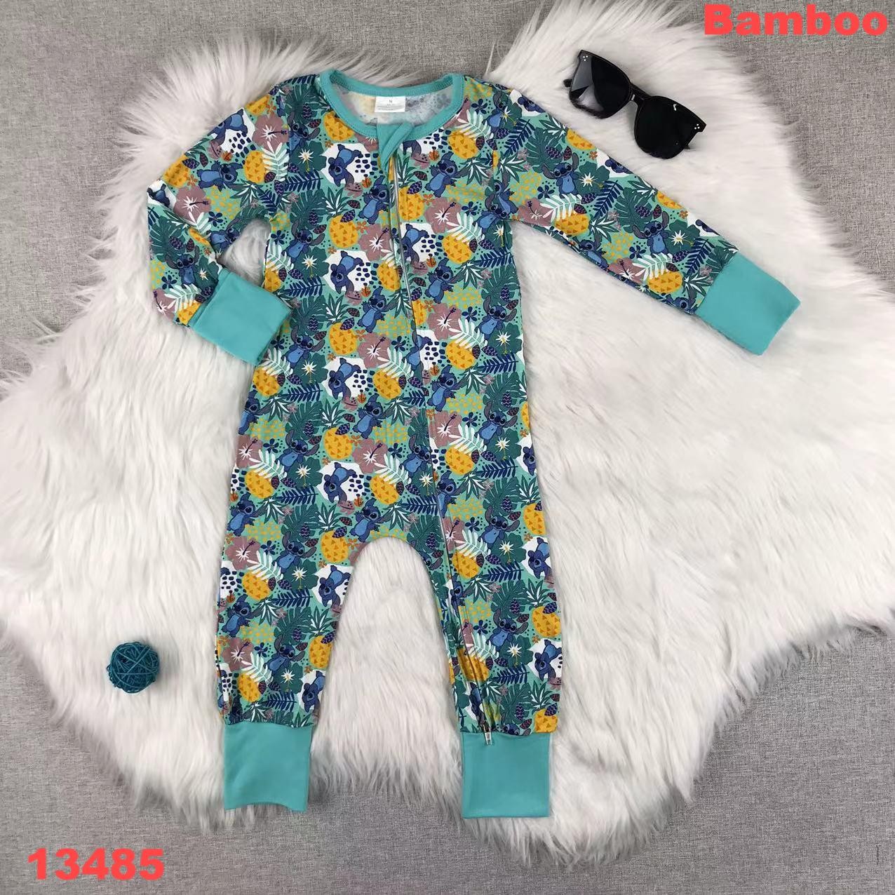 Bamboo Fiber Black & White Cow - đánh giá và giá Bamboo Bodysuit Baby